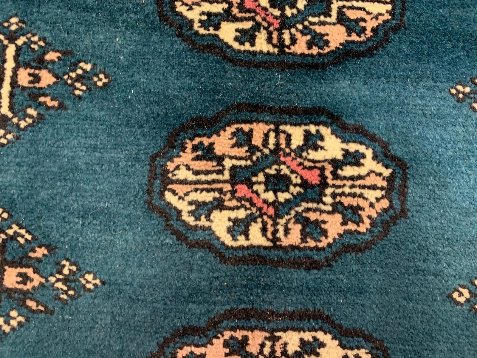 8.1 x 11.3 Pakistan Bokhara Hand Knotted 100% Wool Area Rug