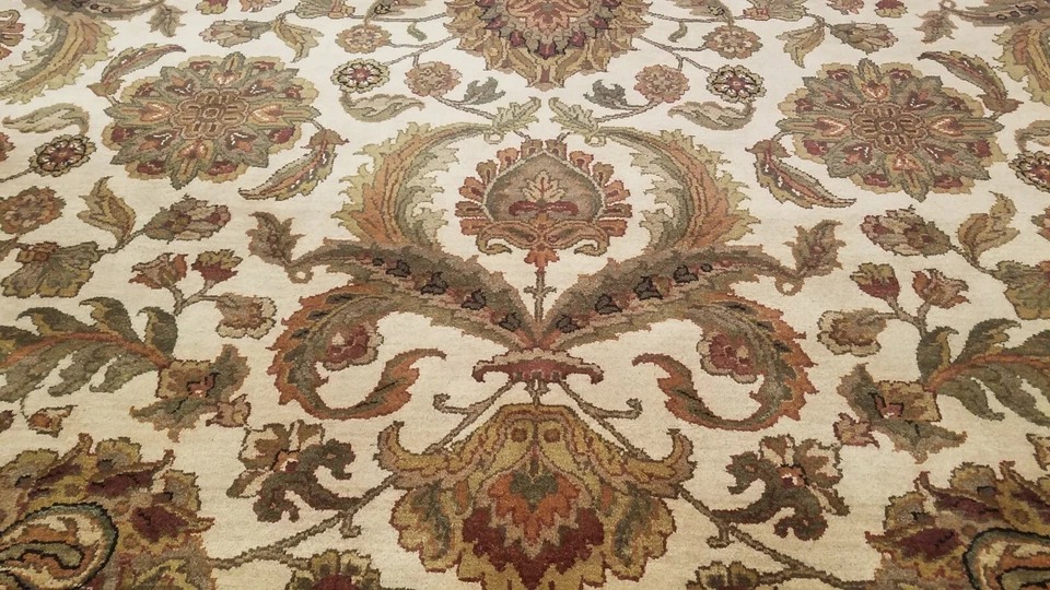 9 x 12 Ivory Black Indo Agra All-Over Wool Hand-Knotted Oriental Rug
