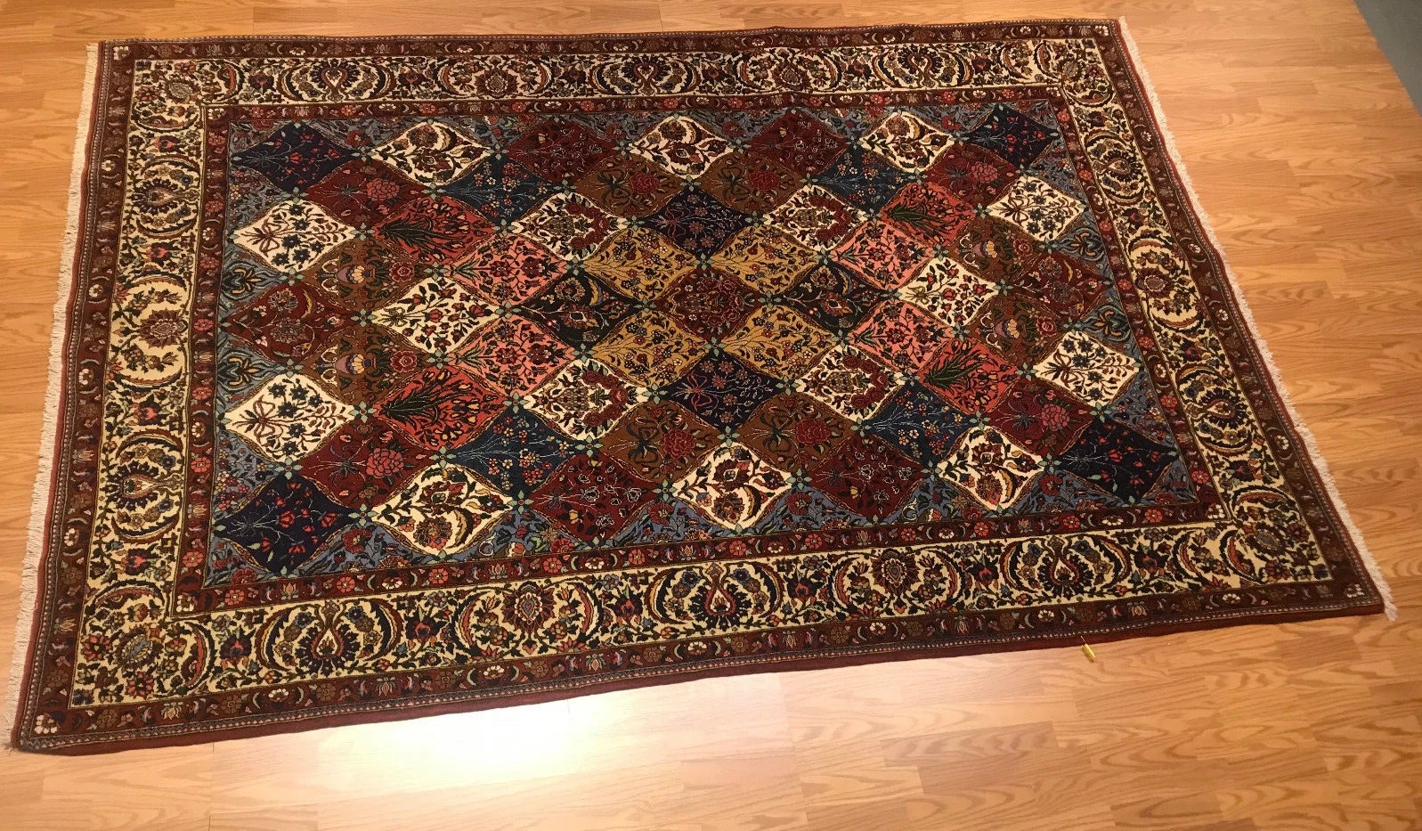6.10 x 10.3 Vintage 100%Wool Hand Knotted Area Rug
