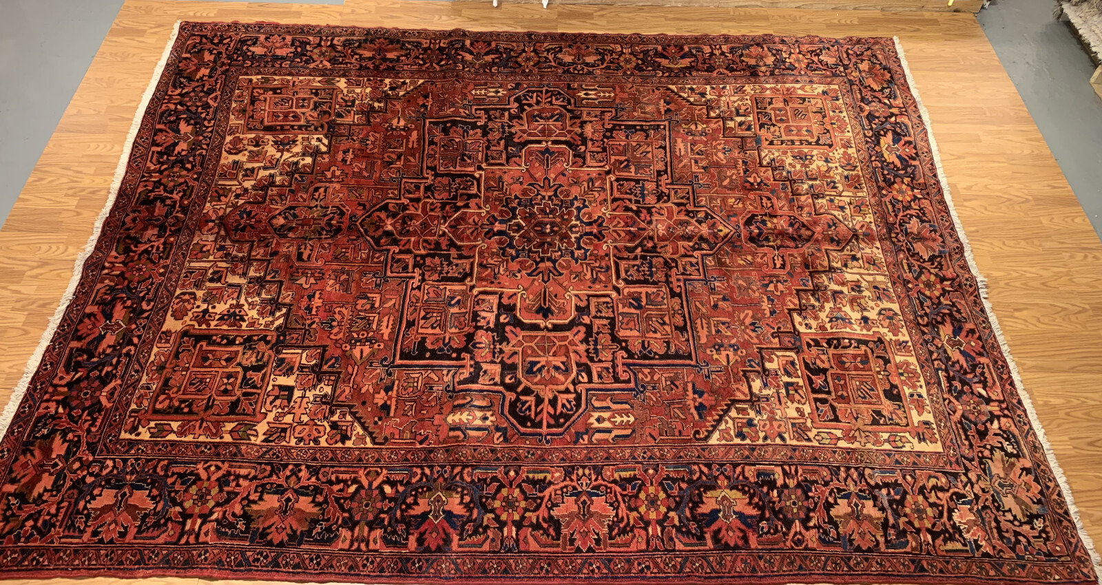 10 x 12 Persain Antique Fine Hand Knotted 100% Wool Rug