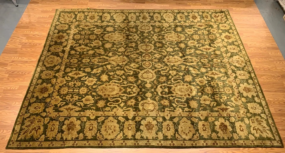 9 x 12 Hand Knotted 100% Wool Area Rug