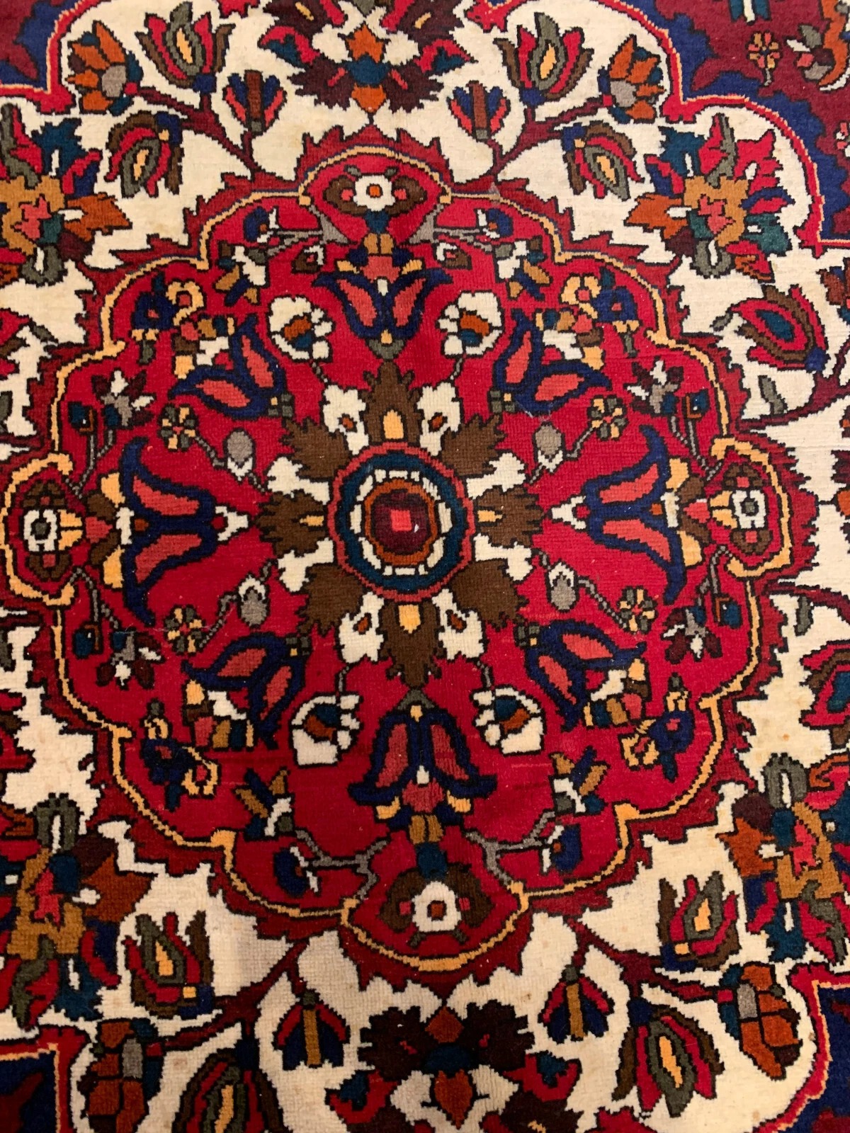 6.9 x 9.8 Vintage Hand Knotted 100% Wool Vegetable Dye Area Rug