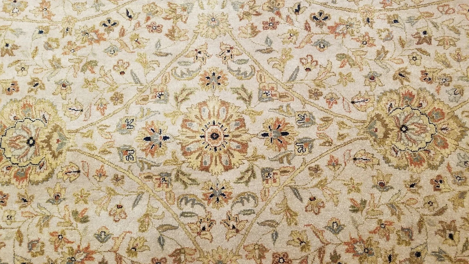 9 x 12 Very High Quality Vegetable Dye All Over Wool Hand-Knotted Oriental Rug