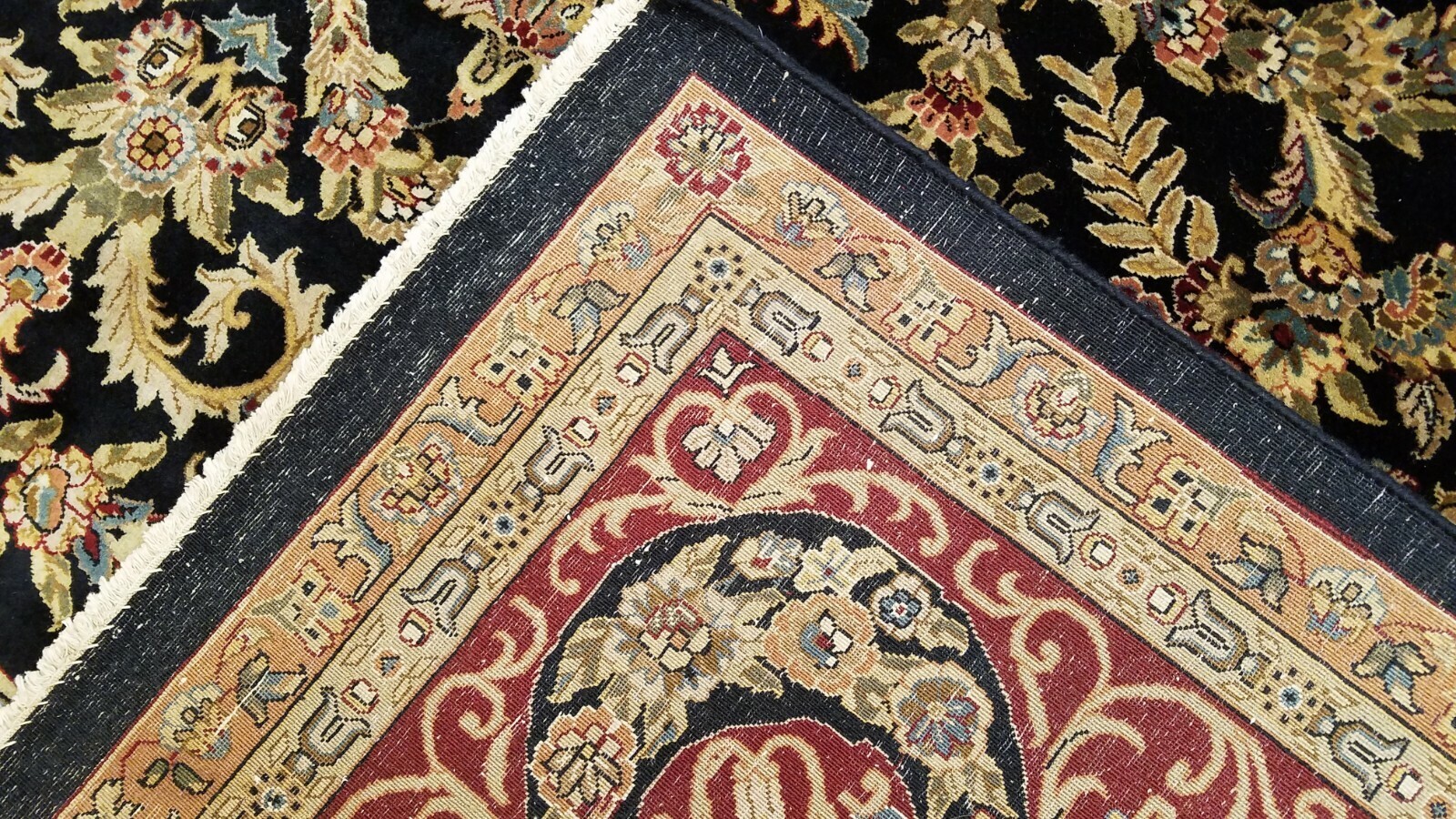 9 x 12 Black fine Quality Hand Knotted Wool Oriental Rug