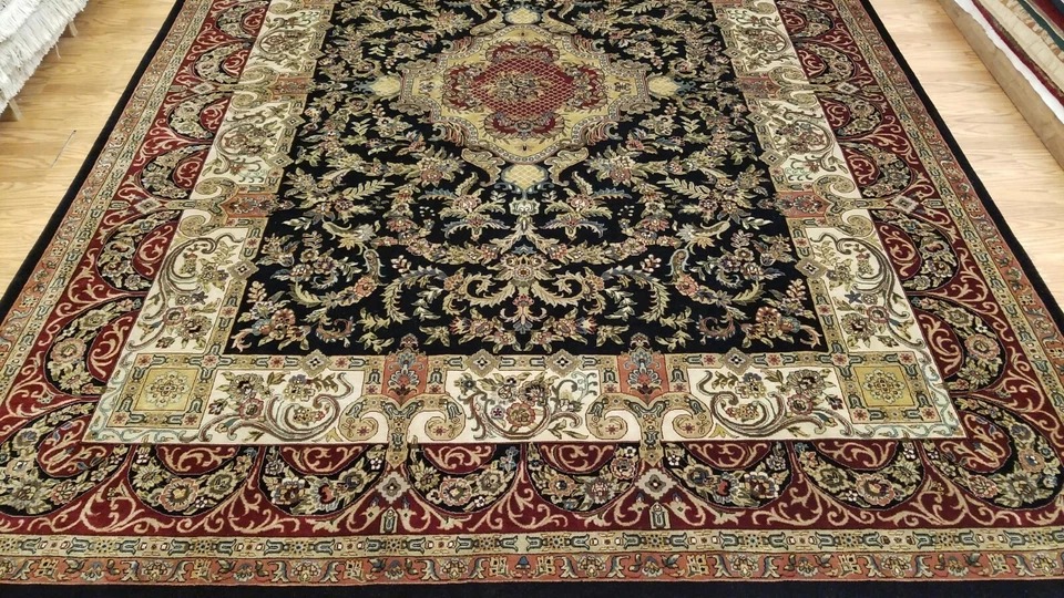 9 x 12 Black fine Quality Hand Knotted Wool Oriental Rug