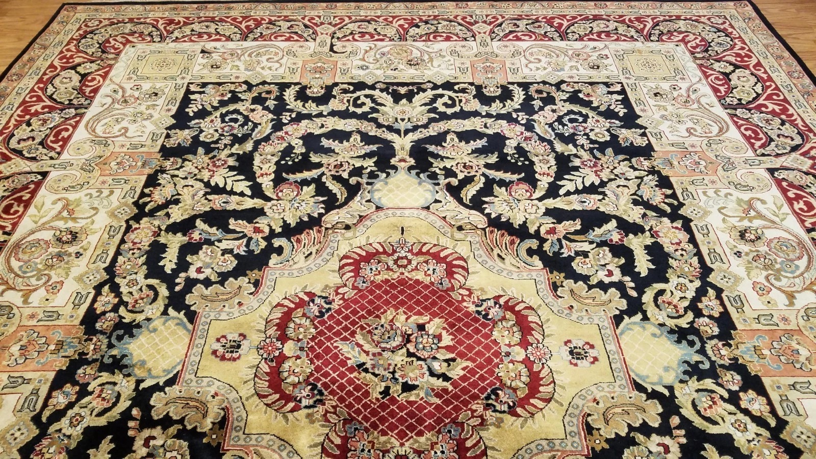 8 x 10 Fine Quality Vegetable Dye Black & Red Hand Knotted Wool Rug