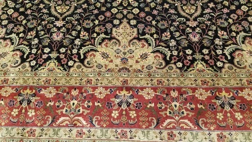 8 x 10 Fine Quality Vegetable Dye Black & Rose Hand Knotted Wool Rug