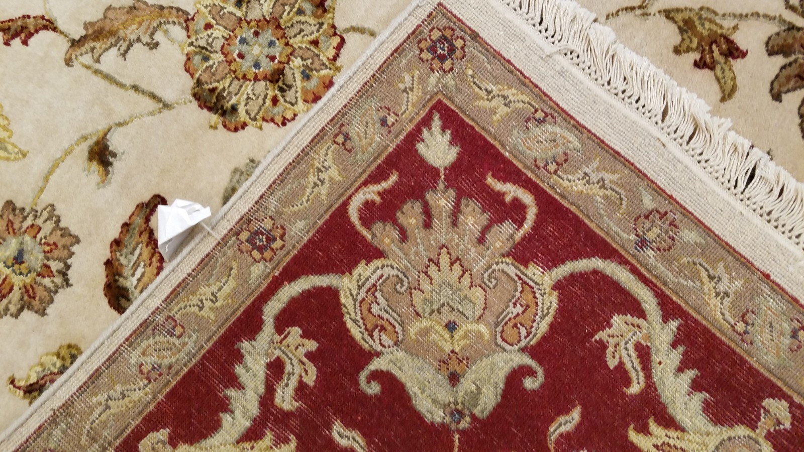 8 x 10 Indo Agra Hand spawned Wool & Silk Hand Knotted Oriental Rug