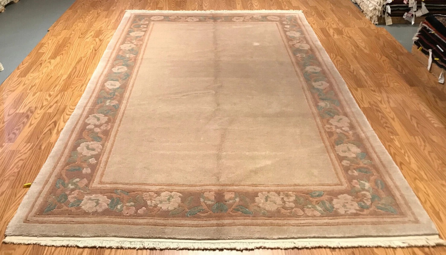 8 X 10 Hand Knotted 100% Wool Area Rug