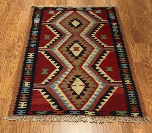 3.3 x 5.1 Kilim 100% Wool Hand Knotted Area Rug