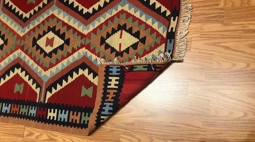 3.3 x 5.1 Kilim 100% Wool Hand Knotted Area Rug
