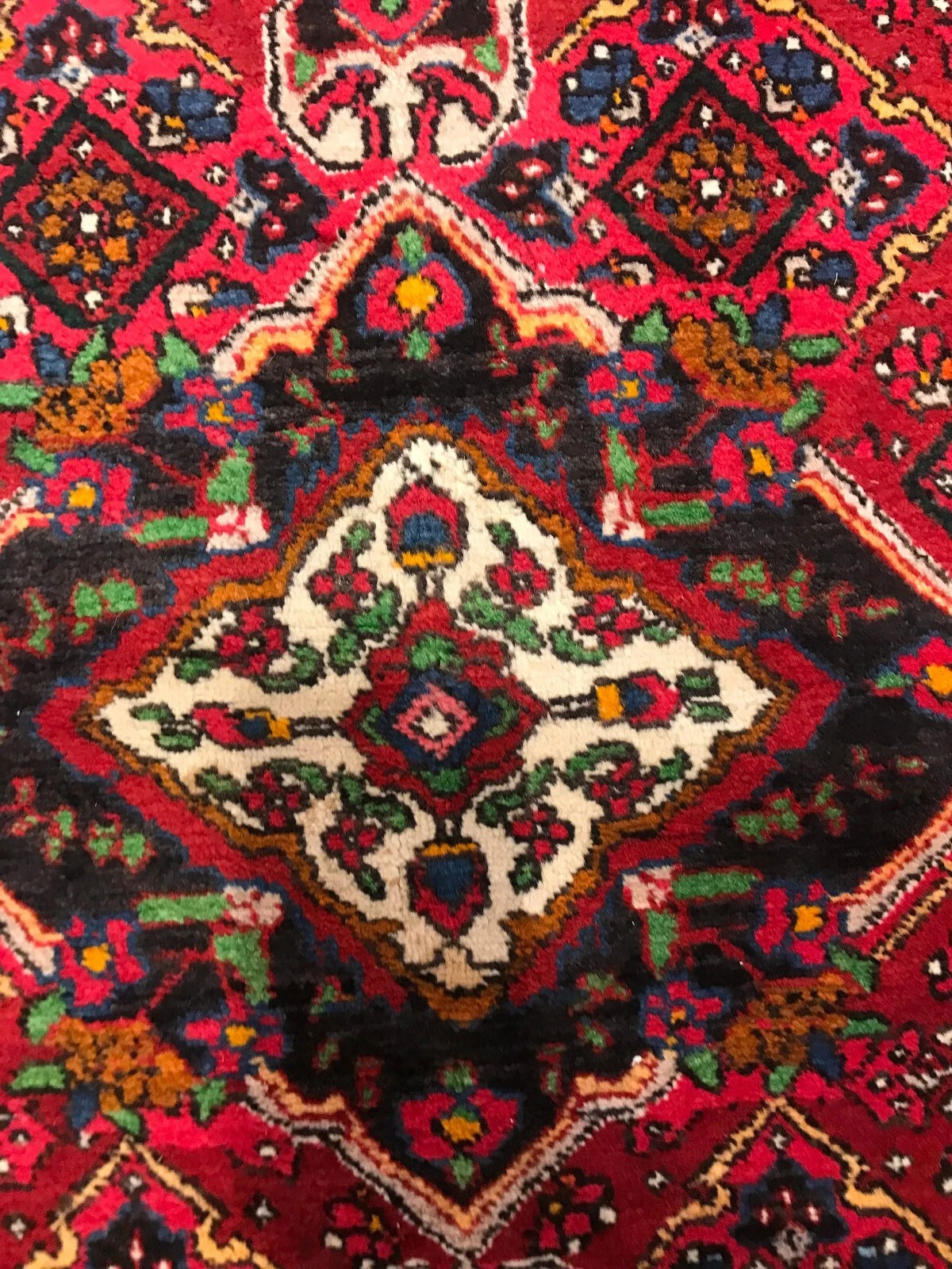 4.3 x 7 Vintage Tribal Floral Red 100% Wool Vegetable Dye