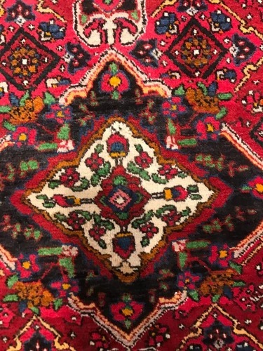 4.3 x 7 Vintage Tribal Floral Red 100% Wool Vegetable Dye