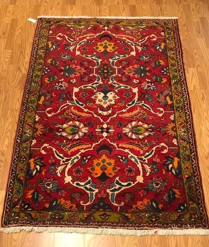 4.7 x 7.1 Vintage Tribal Floral Red 100% Wool Vegetable Dye