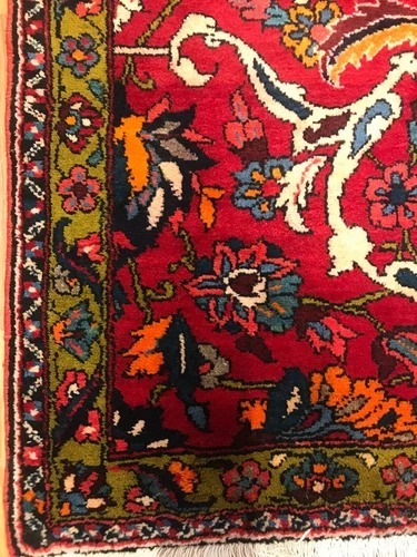 4.7 x 7.1 Vintage Tribal Floral Red 100% Wool Vegetable Dye