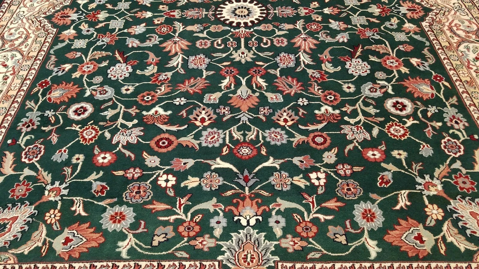9 x 12 Green Ivory Indo All Over Hand Knotted Wool Oriental Rug