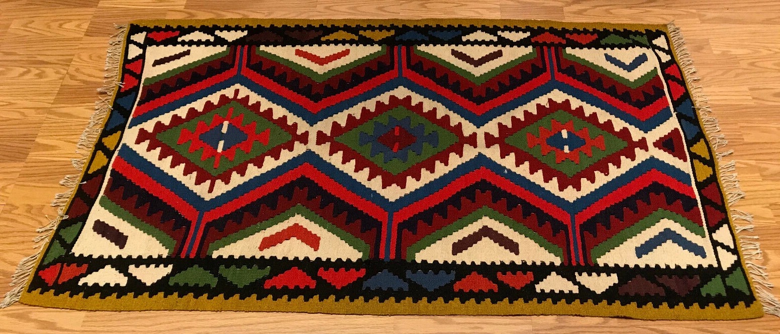 3.3 x 5.2 Kilim 100% Wool Hand Knotted Area Rug