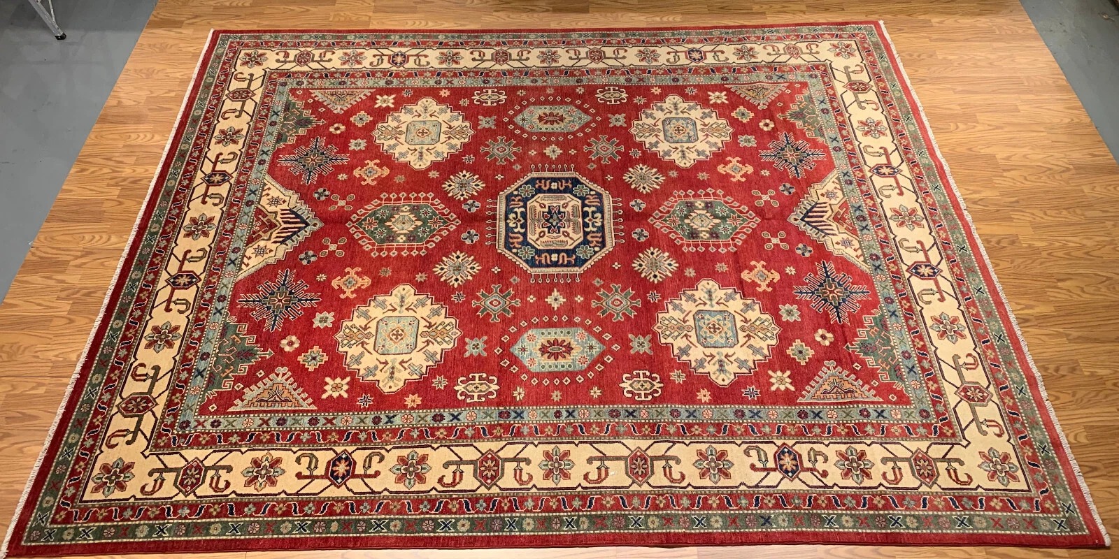9 x 12 Hand Knotted 100% Wool Area Rug