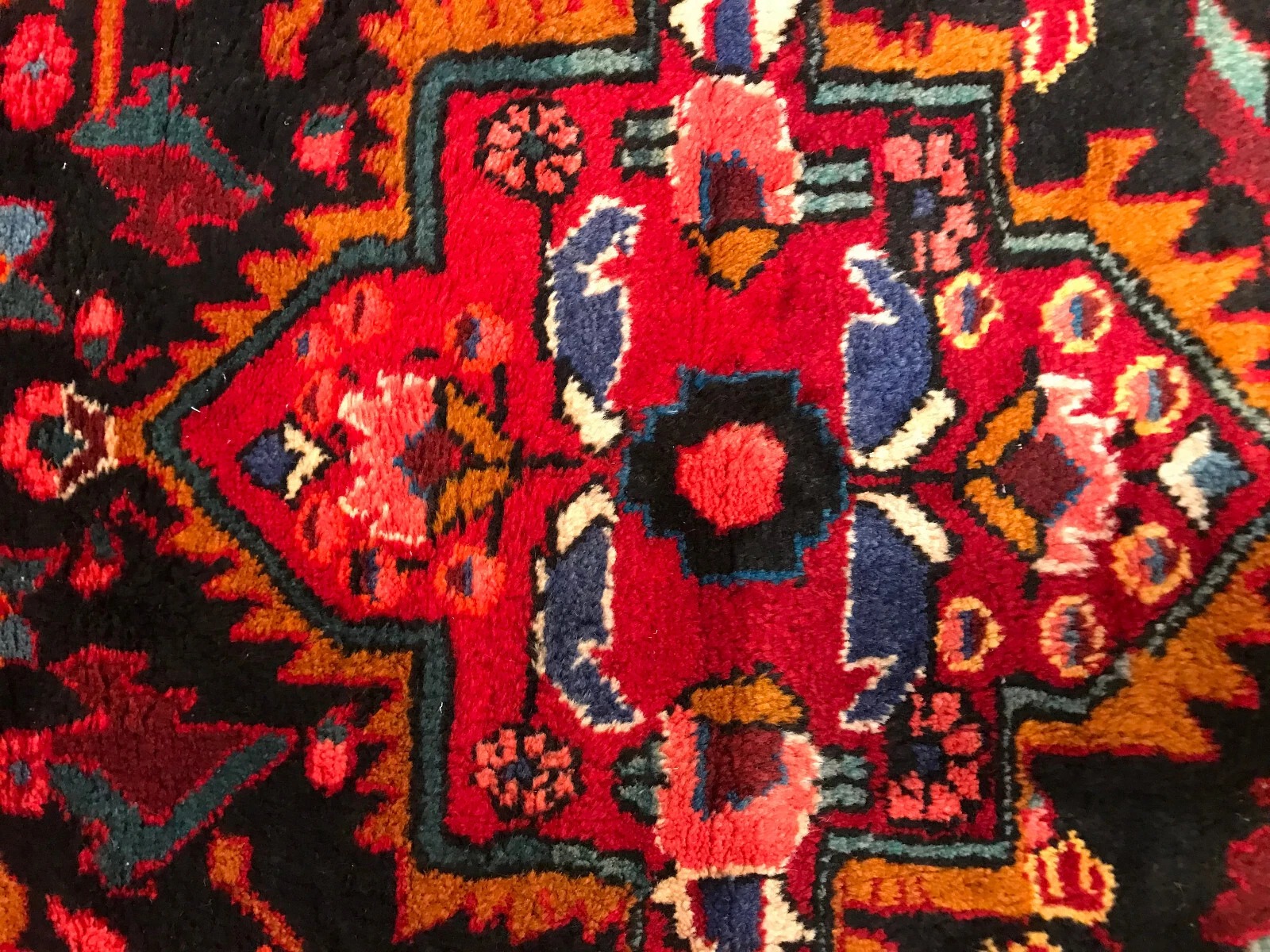 4.10 x 6.11 Vintage Tribal 100% Wool Hand Knotted Vegetable Dye Area Rug