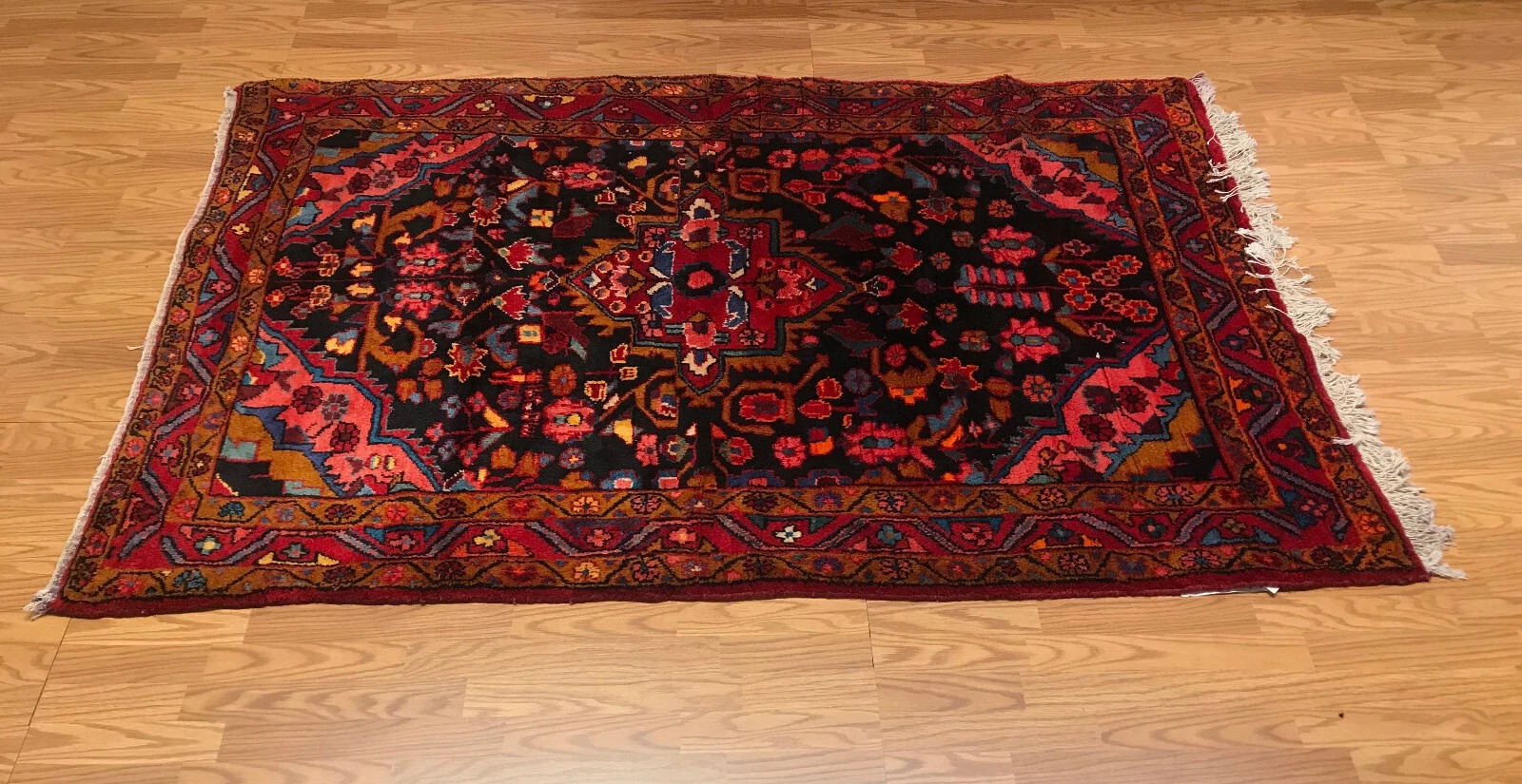 4.10 x 6.11 Vintage Tribal 100% Wool Hand Knotted Vegetable Dye Area Rug
