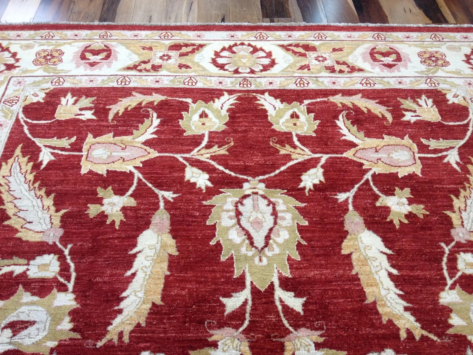 8 x 10 Pakistan Peshavar Veg Dye Hand Knotted Oriental Rug