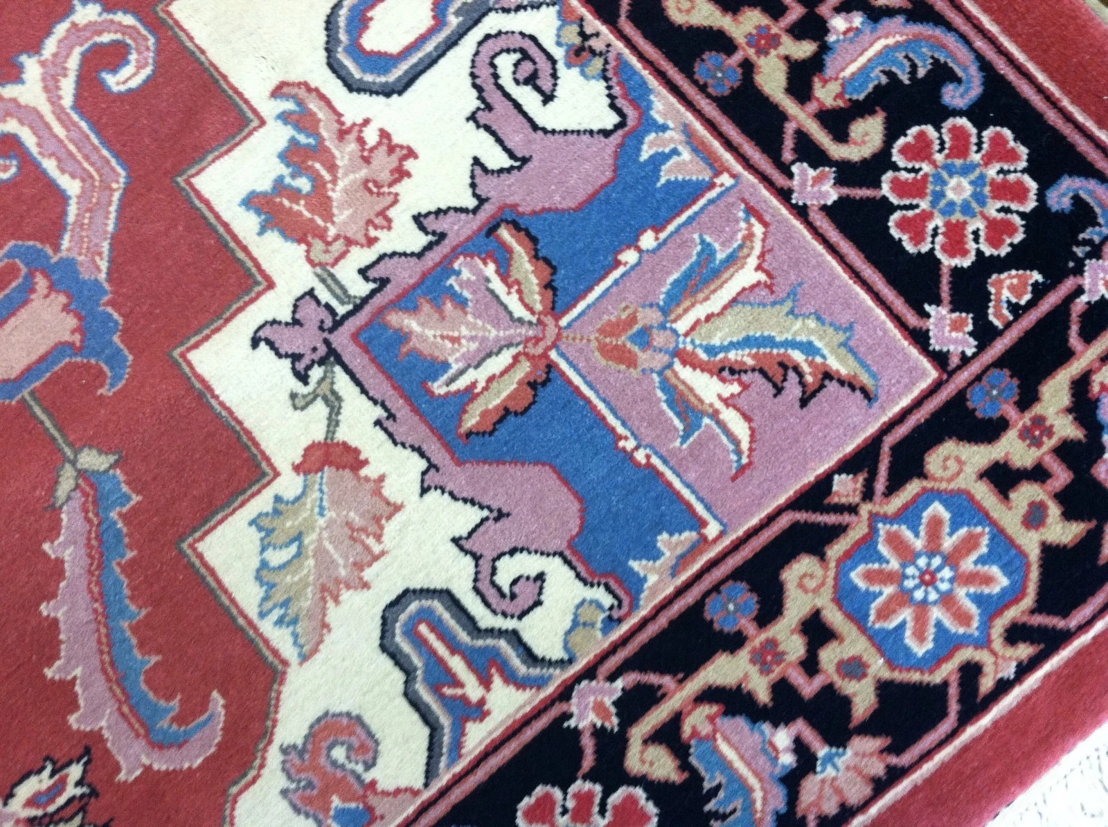 6 x 9 Hand Knotted Oriental Rug Wool