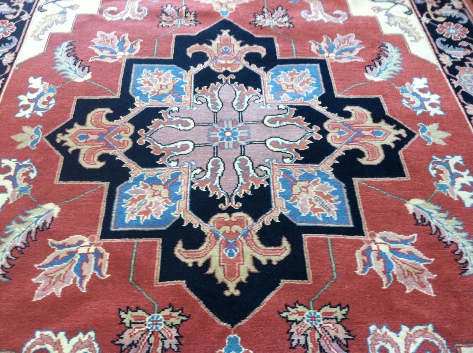 6 x 9 Hand Knotted Oriental Rug Wool