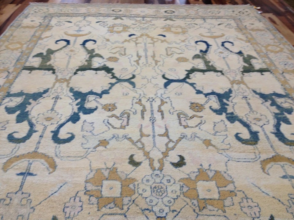 8 x 10 Indo Ushak Hand Knotted Wool Oriental Rug