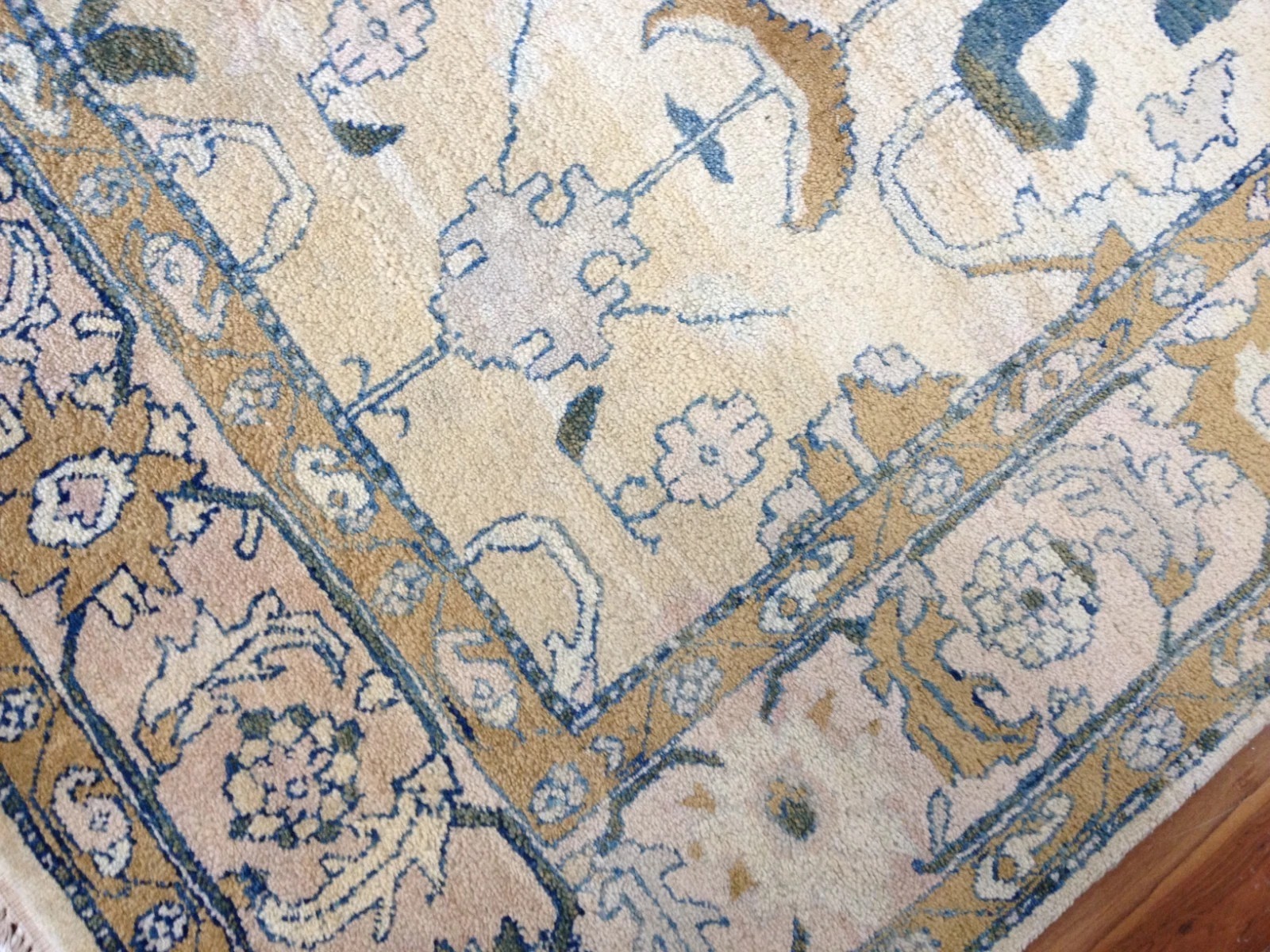 8 x 10 Indo Ushak Hand Knotted Wool Oriental Rug