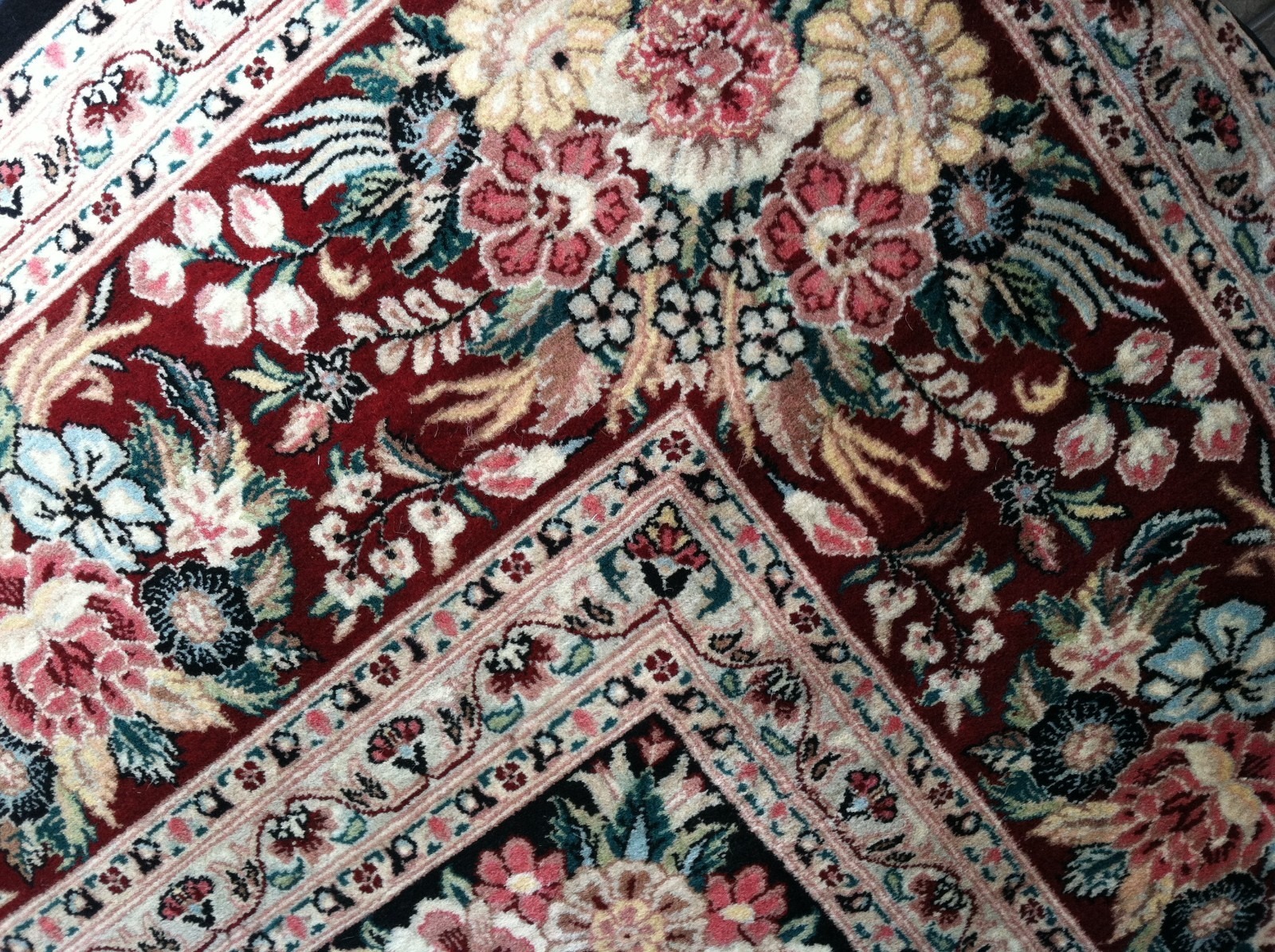 8 x 10 Very Fine Quality Hand Knotted Black & Red Pakistan Wool Rug