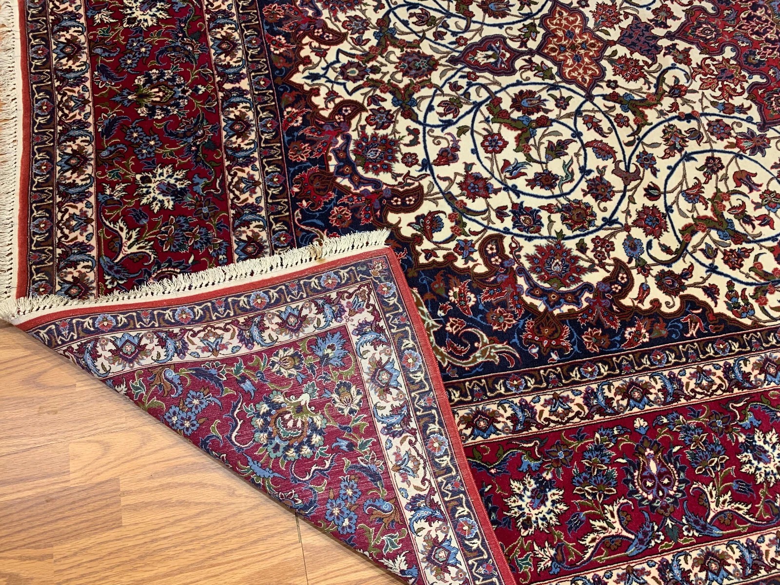 6.7 x 9.11 Hand Knotted 100% Wool & Silk Area Rug