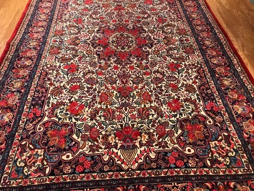 7.4 x 11.2 Vintage 100% Wool Hand Knotted Area Rug