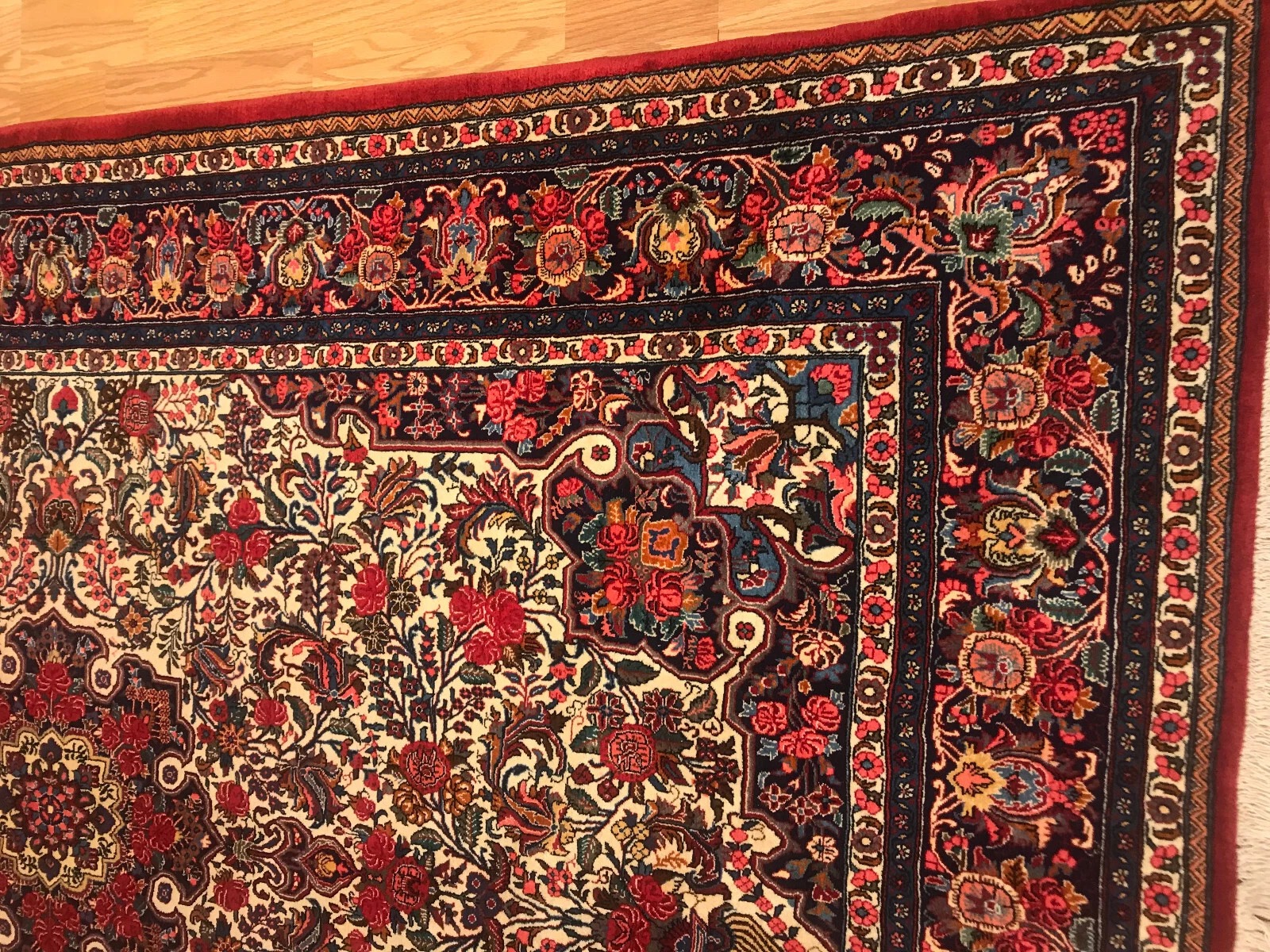 7.4 x 11.2 Vintage 100% Wool Hand Knotted Area Rug