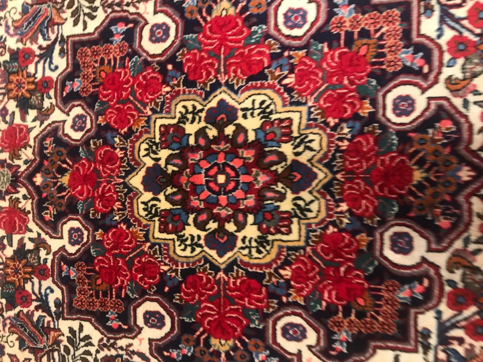7.4 x 11.2 Vintage 100% Wool Hand Knotted Area Rug