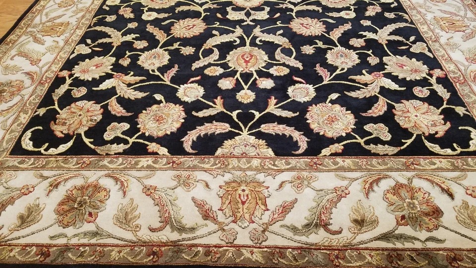 8 x 10 Indo Agra Hand spawned Wool & Silk Hand Knotted Oriental Rug