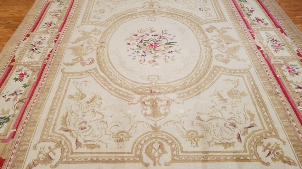 8 x 10 Beige & Gold French Aubusson Hand Knotted Oriental Rug