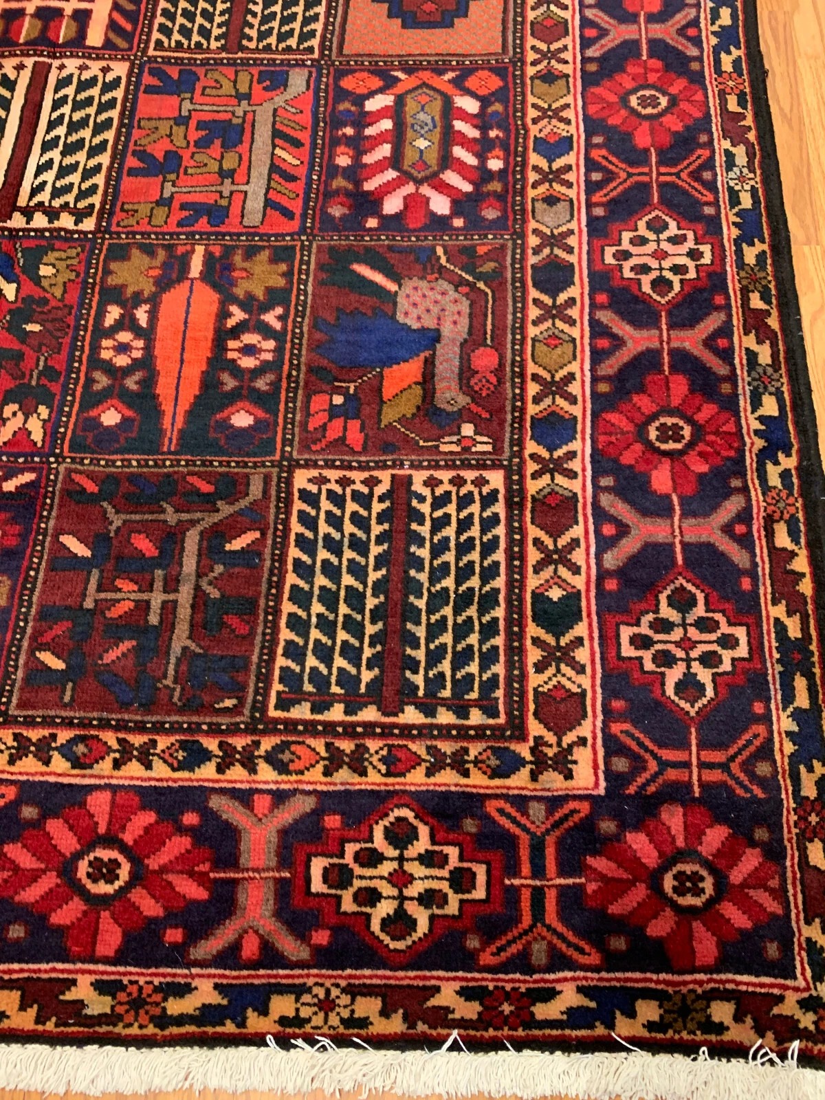 6.8 x 10.2Vintage Hand Knotted 100% Wool Vegetable Dye Area Rug