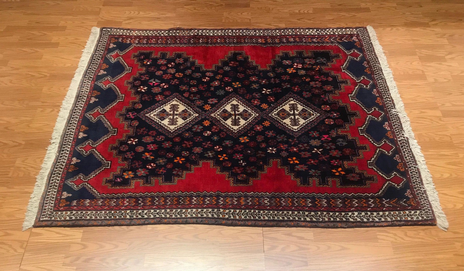 5.2 x 7 Vintage 100%Wool Hand Knotted Area Rug
