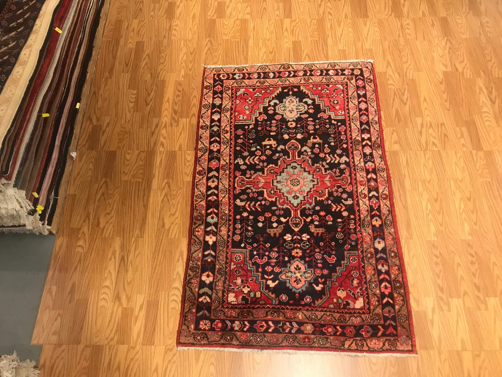 4.1 x 6.5 Vintage 100%Wool Hand Knotted Area Rug