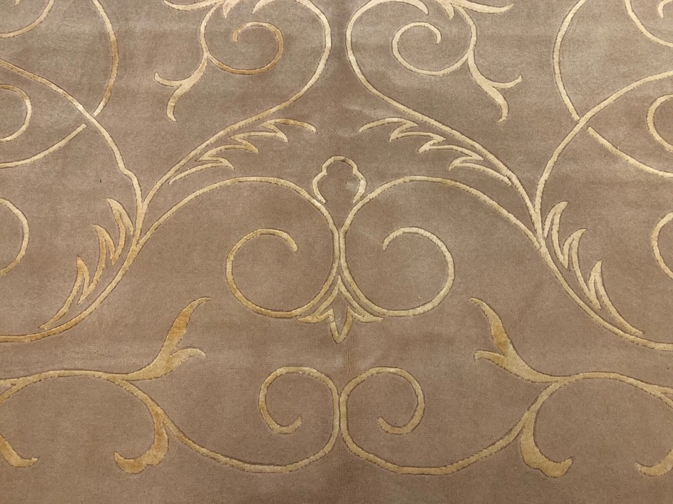 8 x 10 Hand Knotted 100% Wool & Silk Area Rug