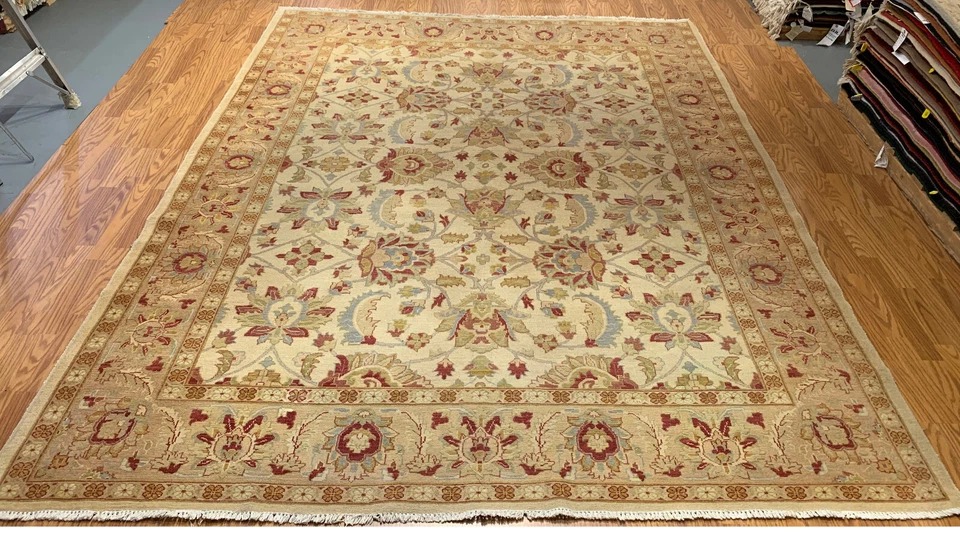 8 x 10 Hand Knotted 100% Wool Area Rug