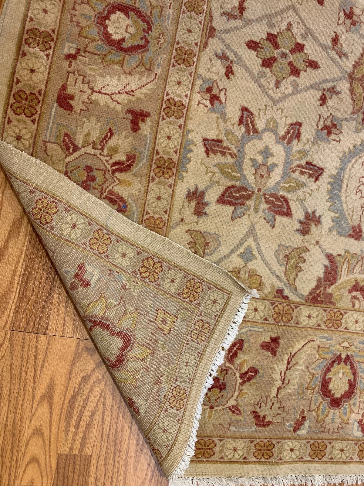 8 x 10 Hand Knotted 100% Wool Area Rug