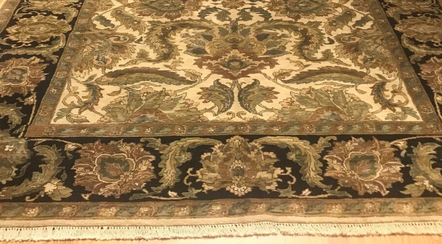 8 x 10 Indo Agra Hand spawned Wool Hand Knotted Oriental Rug