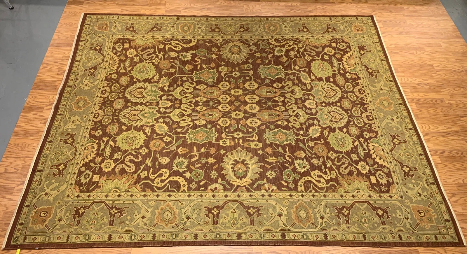 9 x 12 Hand Knotted 100% Wool Area Rug