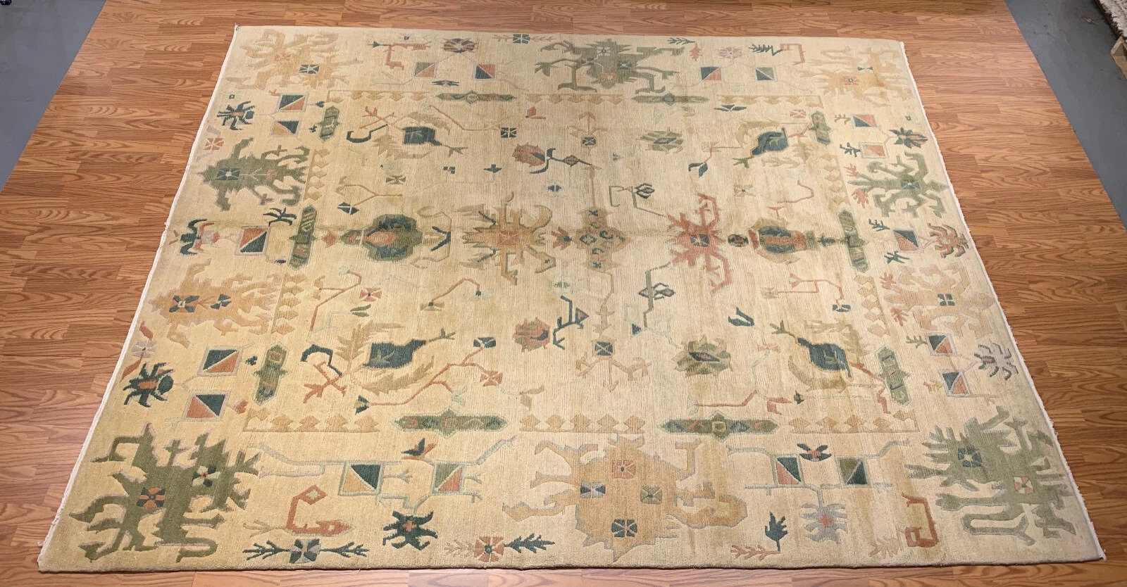 9 x 12 Hand Knotted 100% Wool Area Rug