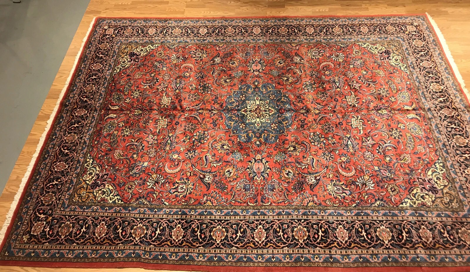 9.2 x 13 Semi Antique Sarough Hand Knotted 100% Wool Rug