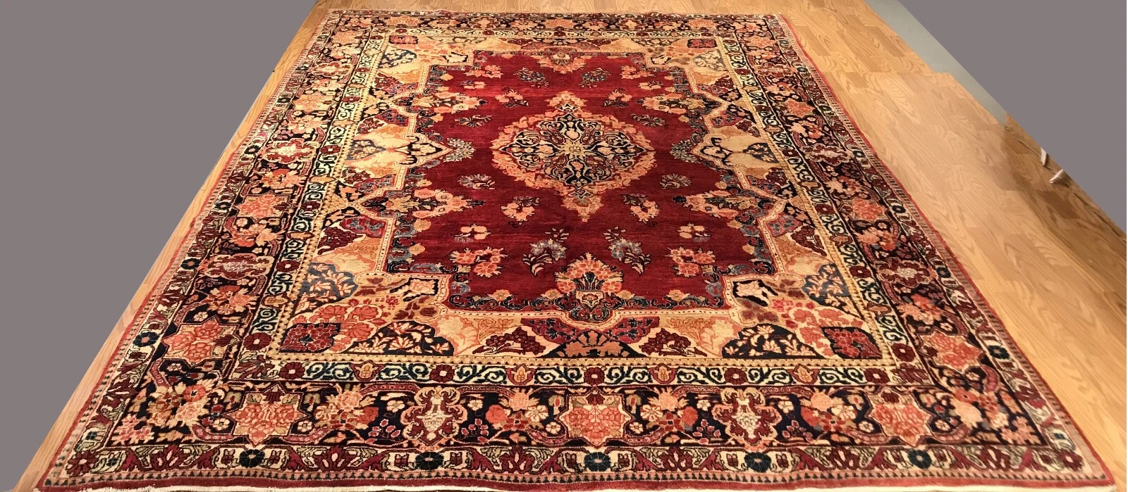 8.8 x 11.9 ft Antique Sarough Hand Knotted 100% Wool Area Rug Vegetable Dyes.
