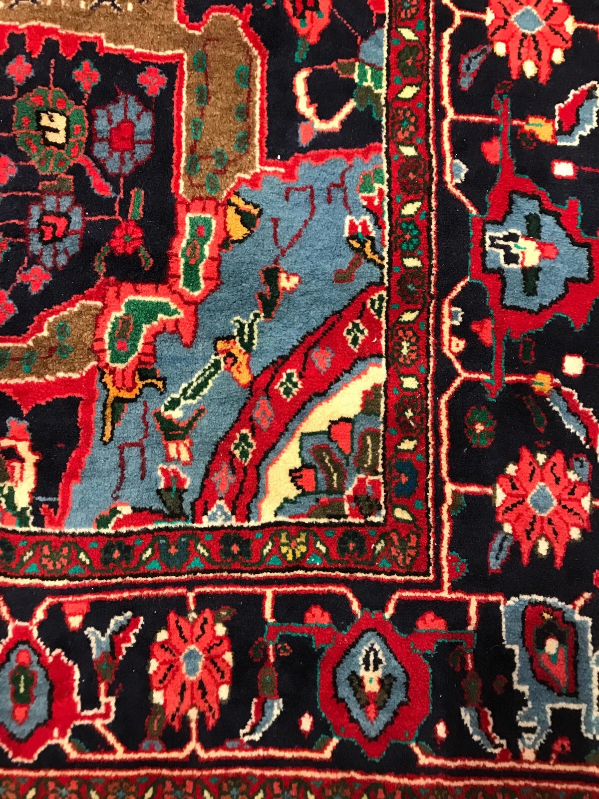 7.1 x 11.3 Vintage 100% Wool Hand Knotted Area Rug