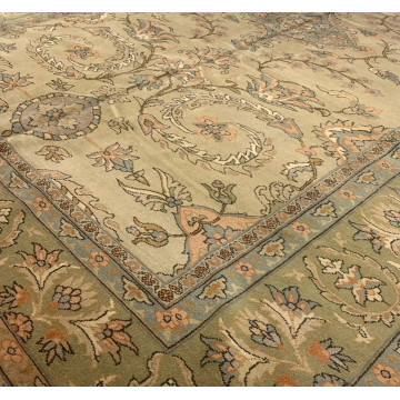 9.2 x 13.3 FineTurkish Ushack Hand knotted Wool
