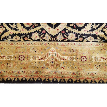 8 x 10 Fine Quality Vegetable Dye Black Hand Knotted Wool Rug